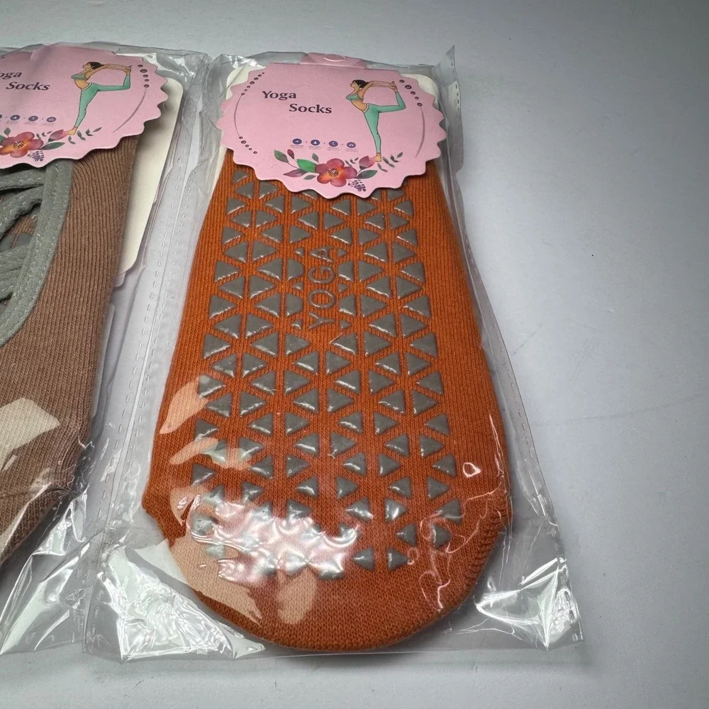 NEW Women's Yoga Socks Non Slip Grips Ballet Pilates Barre Fitness 3 Pack OSFA